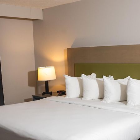 Country Inn & Suites By Radisson, Erie, Pa Kearsarge ภายนอก รูปภาพ