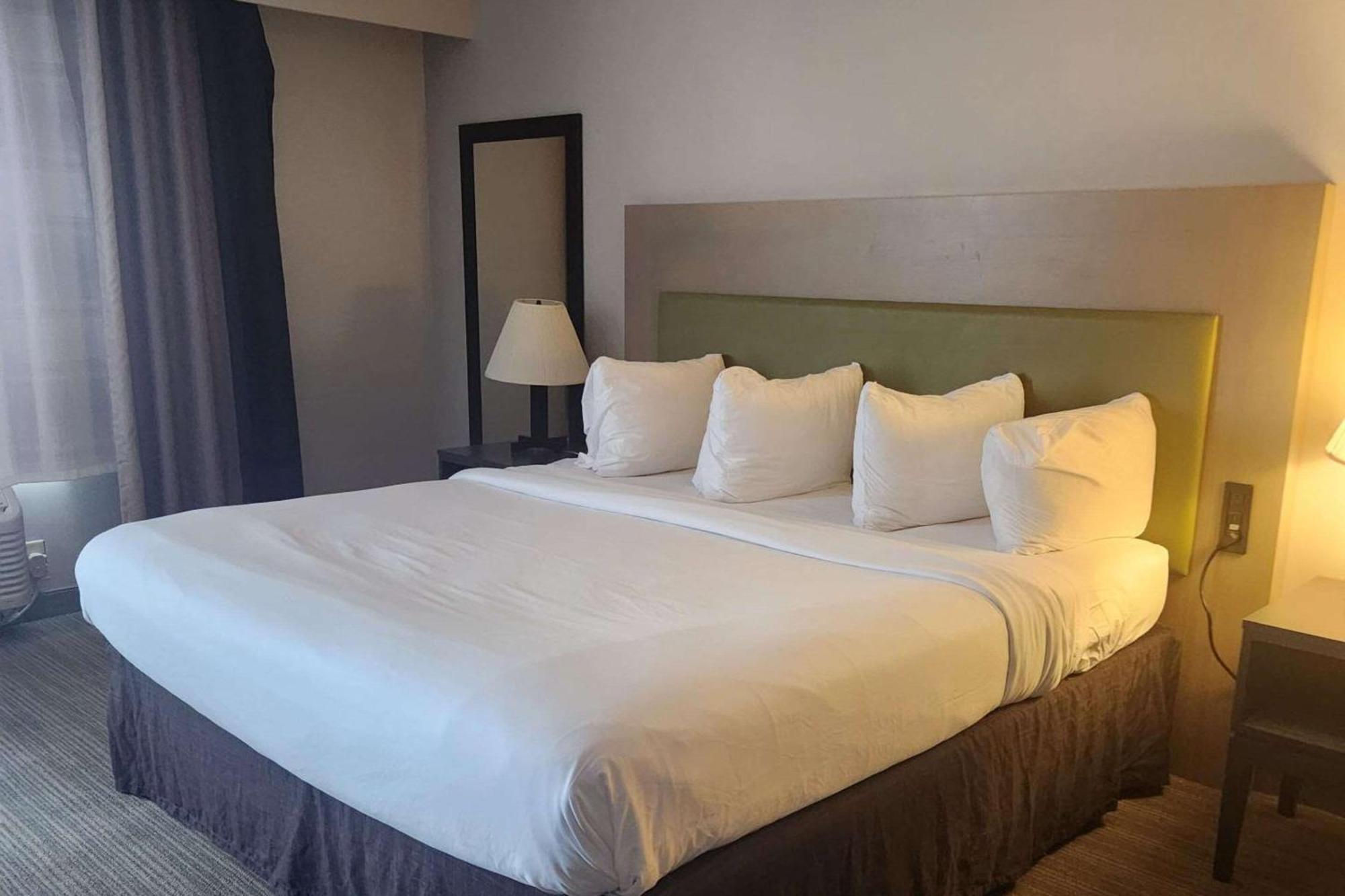 Country Inn & Suites By Radisson, Erie, Pa Kearsarge ภายนอก รูปภาพ